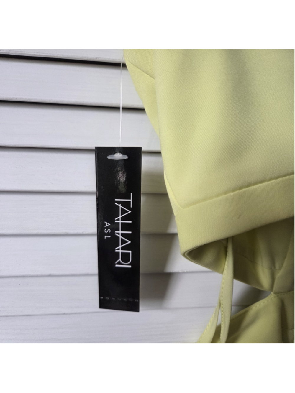 Women's NWT Tahari ASL Neon Green Tyra Dress with Cutouts Size 6 - Picture 16 of 16